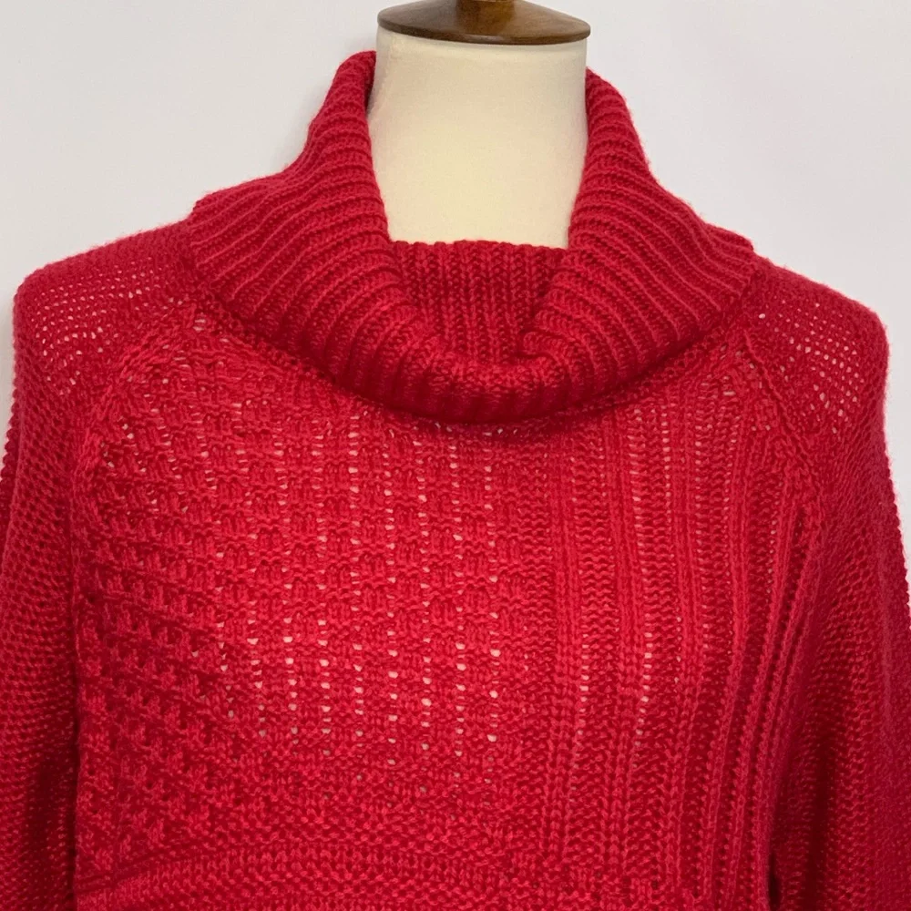 JohnPaulRichard Turtleneck Sweater - Picture 11 of 13